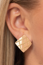 Load image into Gallery viewer, PLAID and Simple Earring - Gold
