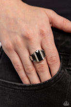 Load image into Gallery viewer, A GLITZY Verdict Ring - Black
