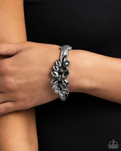 Load image into Gallery viewer, Glamorously Garnished Bracelet - Silver
