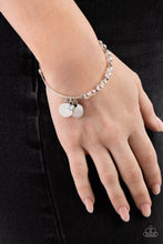 Load image into Gallery viewer, Bodacious Beacon Bracelet - White
