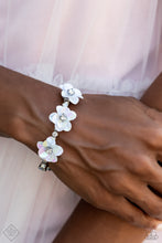 Load image into Gallery viewer, Endlessly Ethereal Bracelet - Multi
