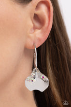 Load image into Gallery viewer, Majestic Mermaid Earring - Pink
