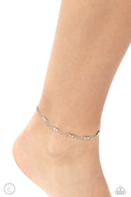 Load image into Gallery viewer, Simple Sass Anklet- White
