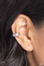 Load image into Gallery viewer, Serrated Season Earring Cuff - Silver
