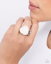 Load image into Gallery viewer, Top-SHELL Shine Ring - White
