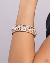 Load image into Gallery viewer, Opera Singer Bracelet - Gold
