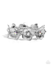 Load image into Gallery viewer, General Grandeur Bracelet - White
