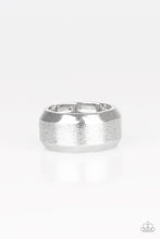 Load image into Gallery viewer, Checkmate Ring - Silver
