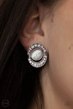 Load image into Gallery viewer, GLOW of Force Earring - White
