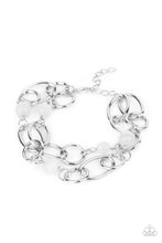 Load image into Gallery viewer, Delightfully Daydreamy Bracelet - White
